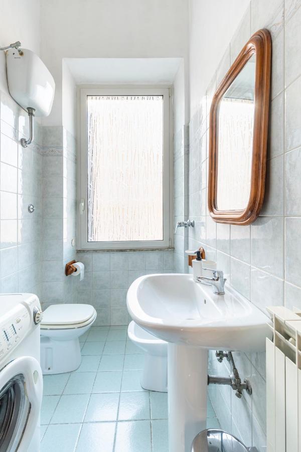 Hostly - Domus Happya - Dream In The Appia Antica Park Apartment Рим Екстериор снимка