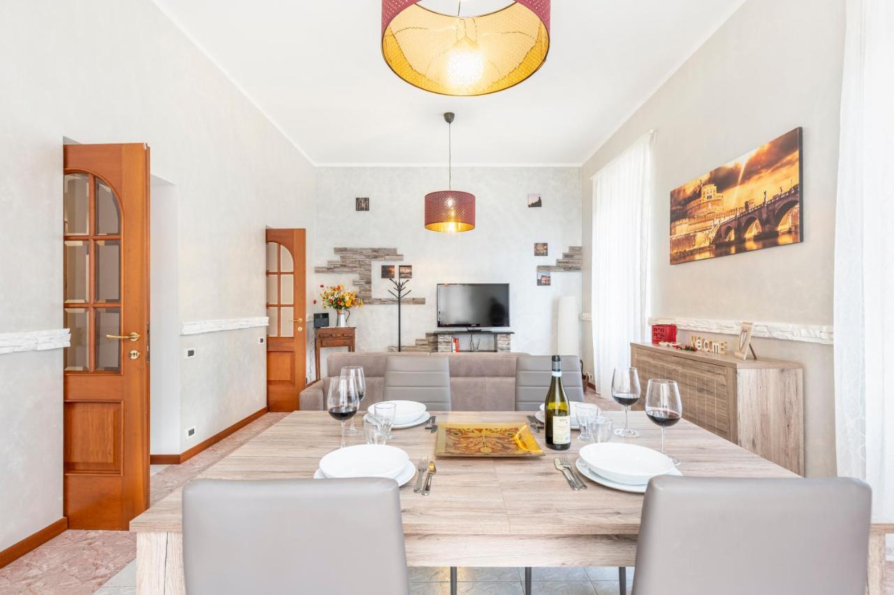 Hostly - Domus Happya - Dream In The Appia Antica Park Apartment Рим Екстериор снимка