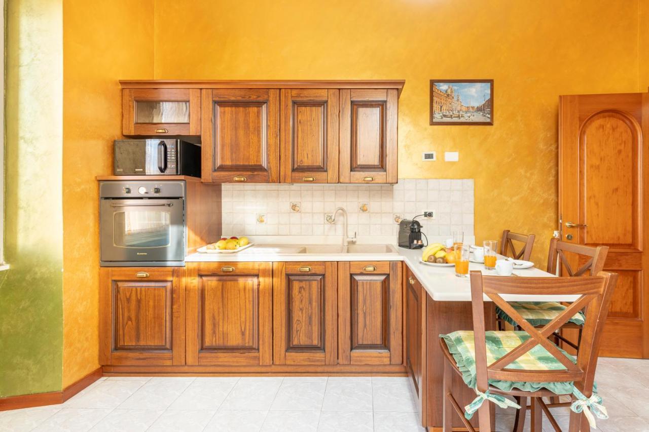 Hostly - Domus Happya - Dream In The Appia Antica Park Apartment Рим Екстериор снимка